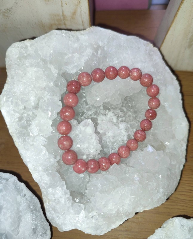 La thulite pierre de séduction et sensualité